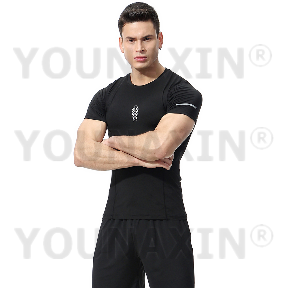 Męska koszulka z krótkim rękaw – T Shirt Tight Fit recenzja i cena